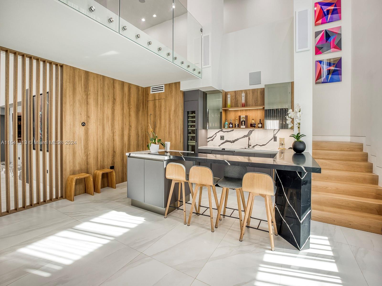 WARWICK MANOR 1ST ADDN - Residential