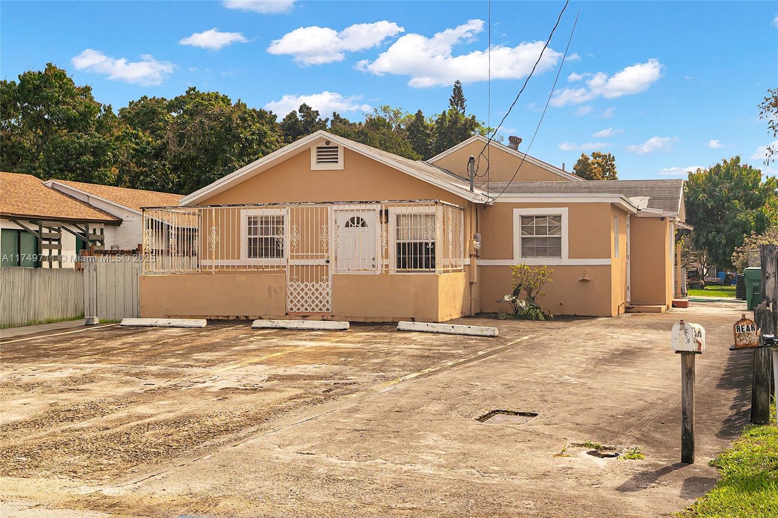 Property for Sale at 5870 Sw 17th St, Miami, Broward County, Florida - Bedrooms: 4 
Bathrooms: 3  - $735,000