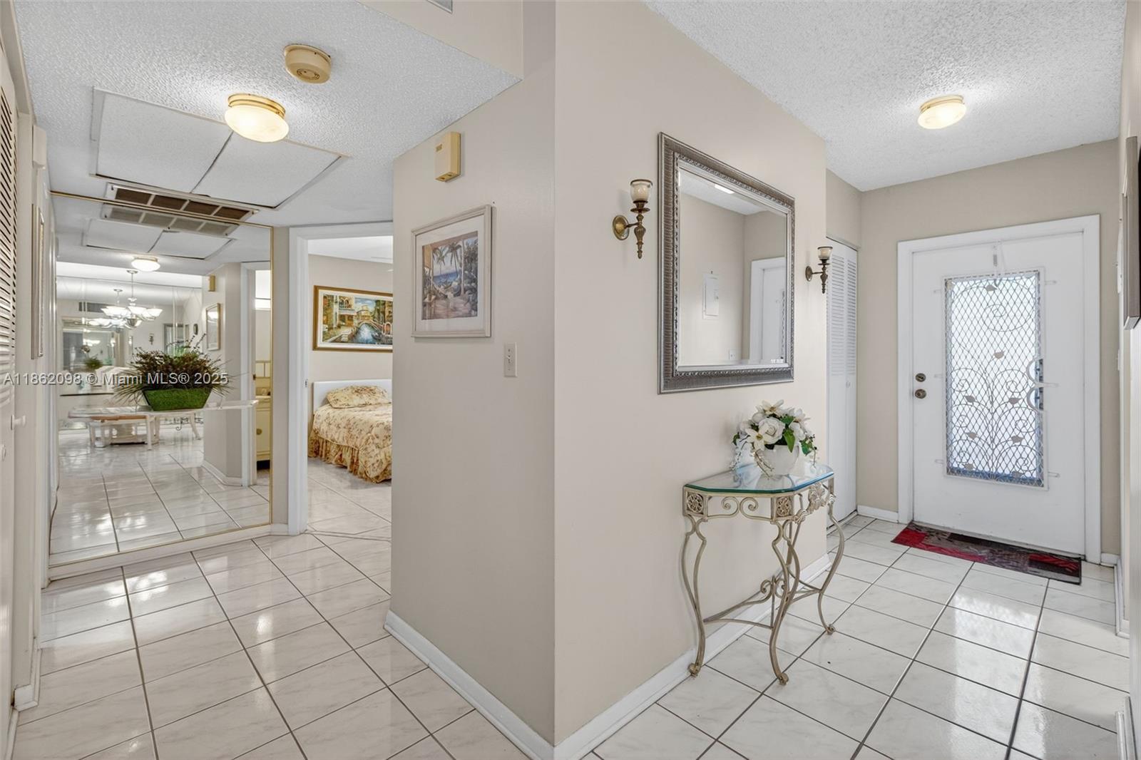 SEAGRAPE GARDENS CONDO - Residential