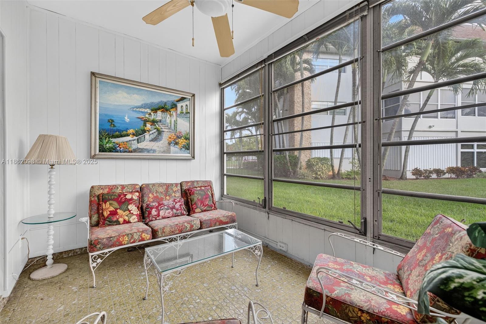 SEAGRAPE GARDENS CONDO - Residential