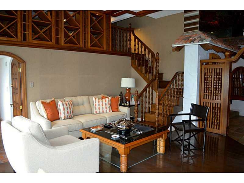 BRICKELL BAY CLUB CONDO - Residential Lease