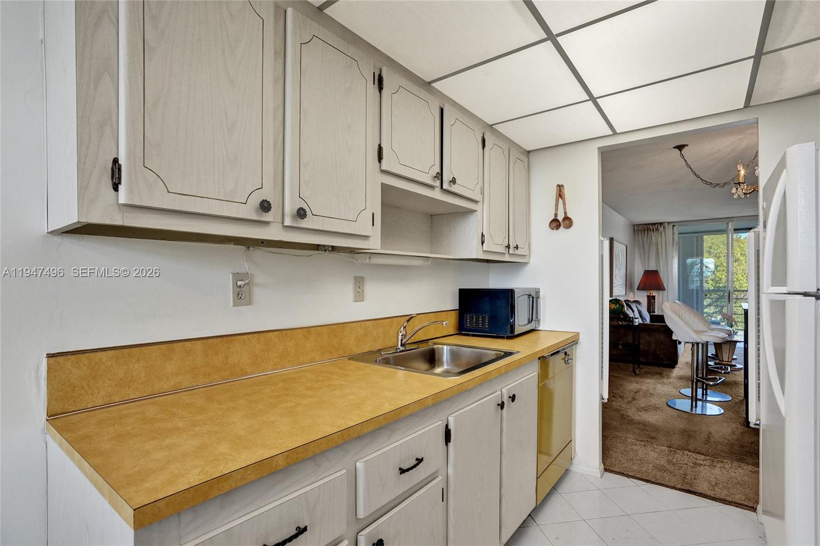 CYPRESS CHASE CONDO NO 1 - Residential