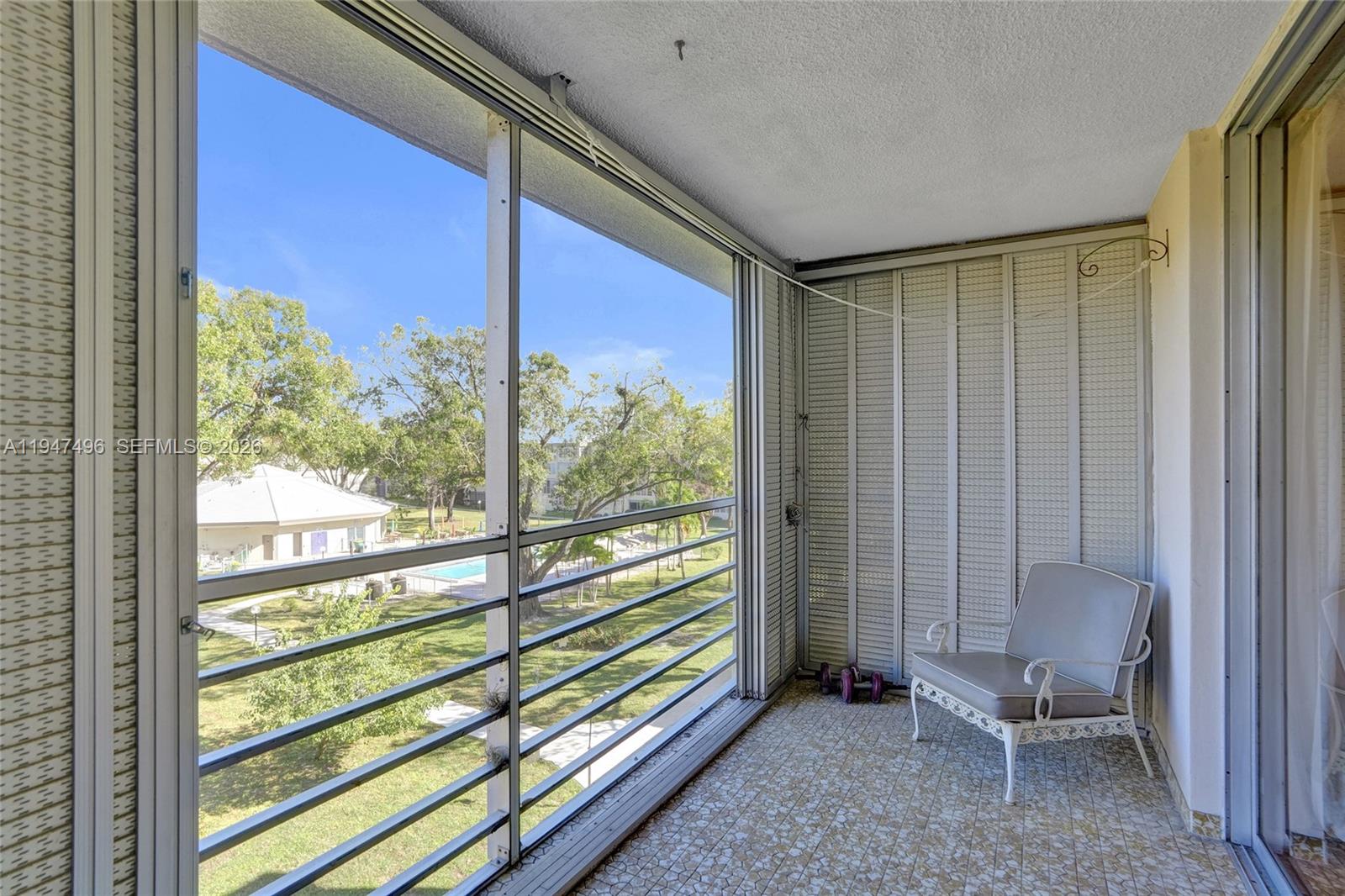 CYPRESS CHASE CONDO NO 1 - Residential