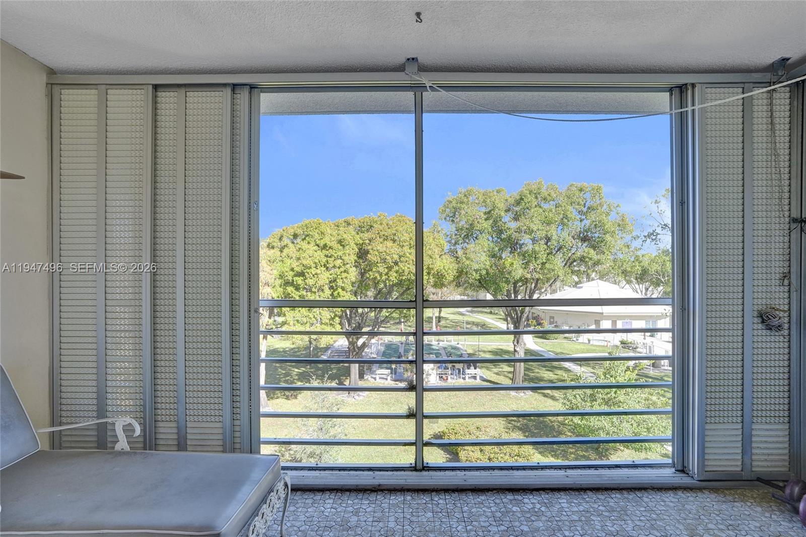 CYPRESS CHASE CONDO NO 1 - Residential