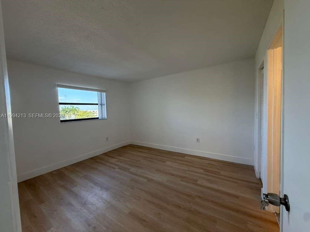 FONTAINEBLEAU GARDENS CON - Residential Lease