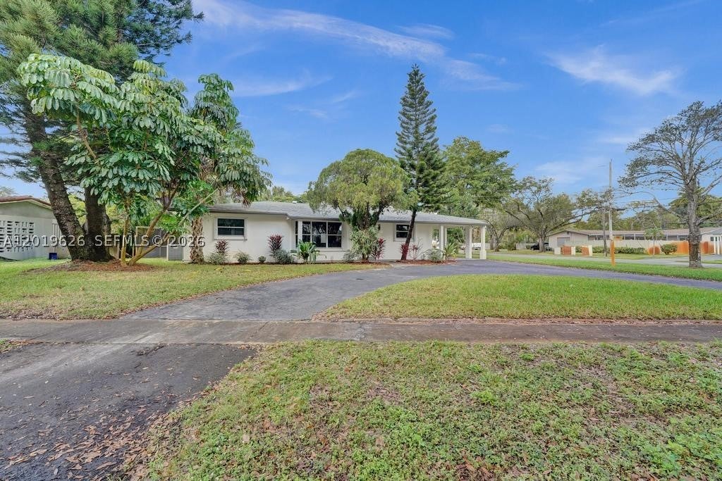 101 SW 53rd Ave
