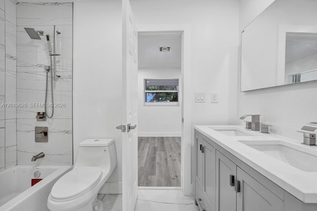 PLANTATION PARK FIFTH ADD - Residential