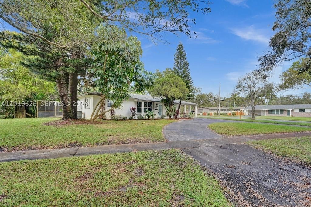 101 SW 53rd Ave