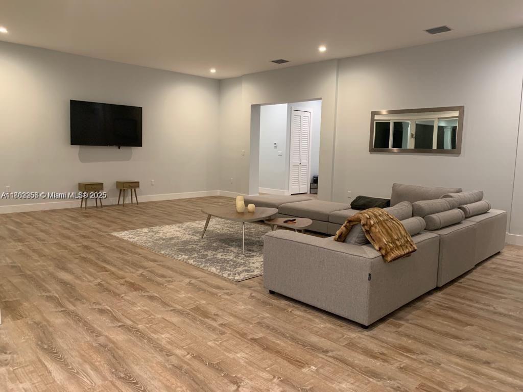 CURNIN HEIGHTS AMD - Residential