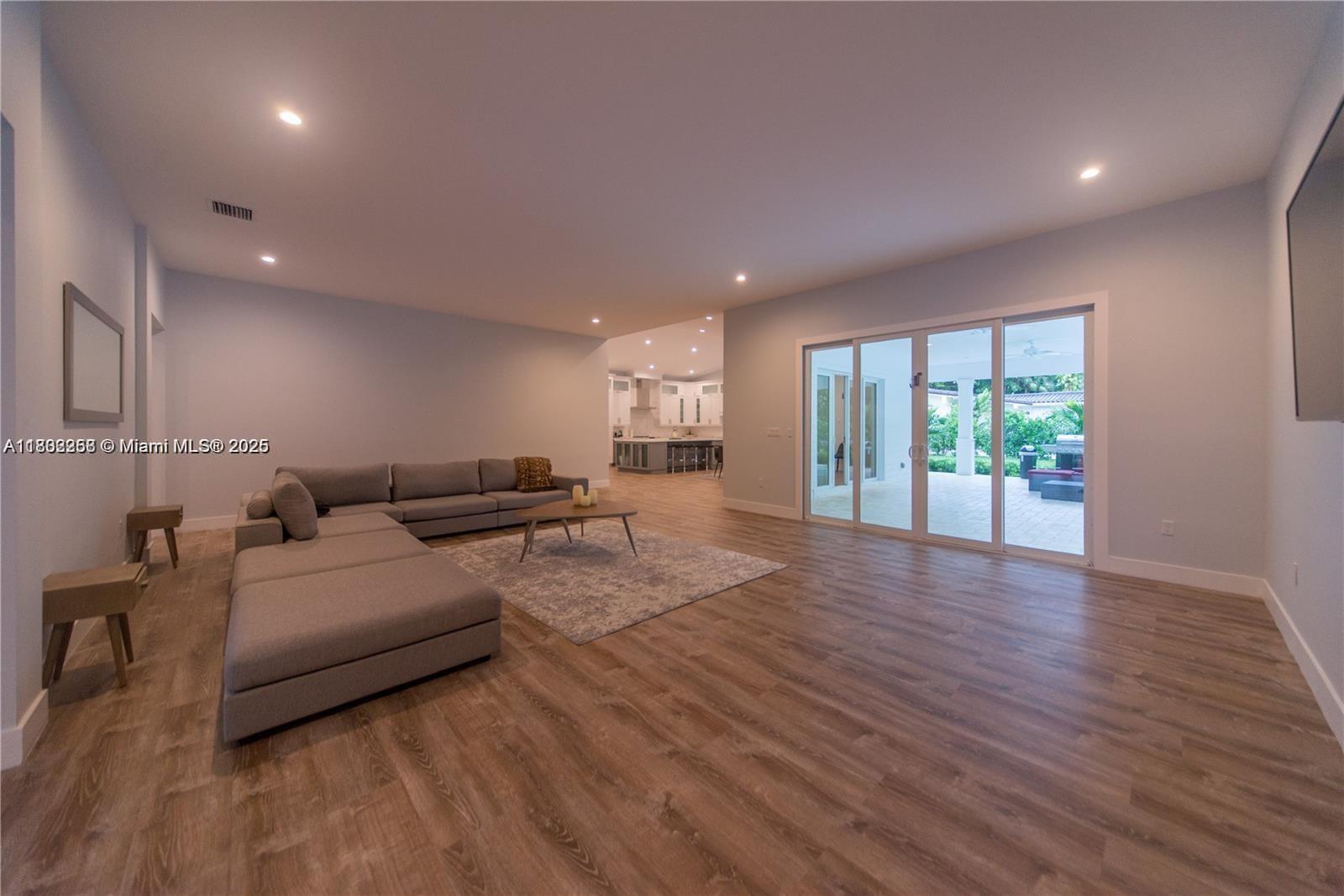 CURNIN HEIGHTS AMD - Residential