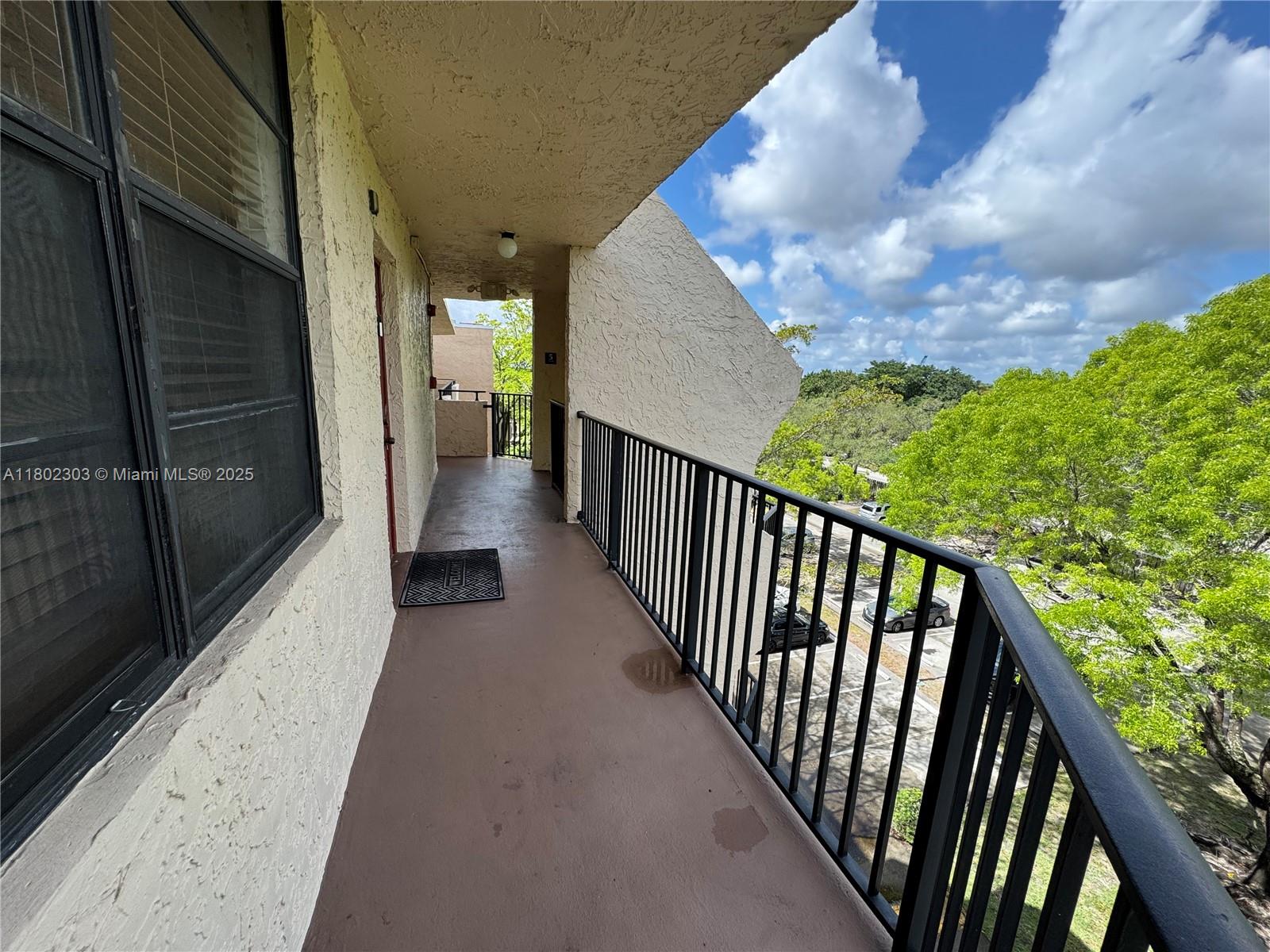 3550 Blue Lake Dr 501