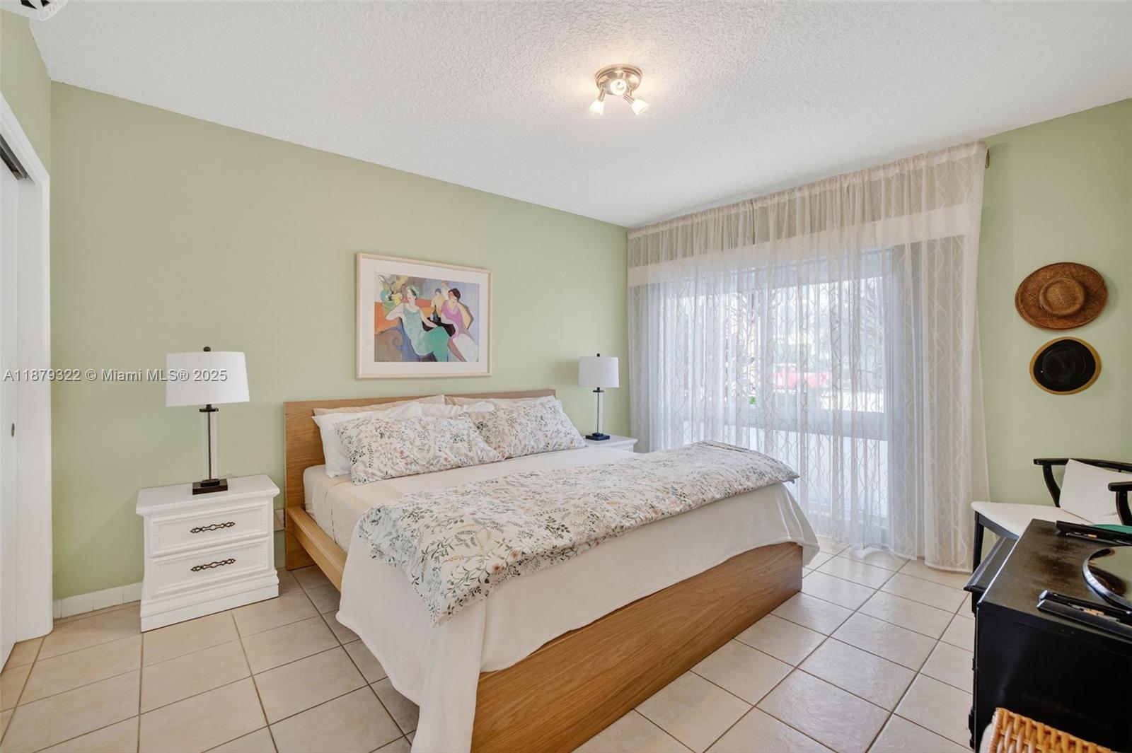 FT LAUD SURF CLUB CO-OP - Residential