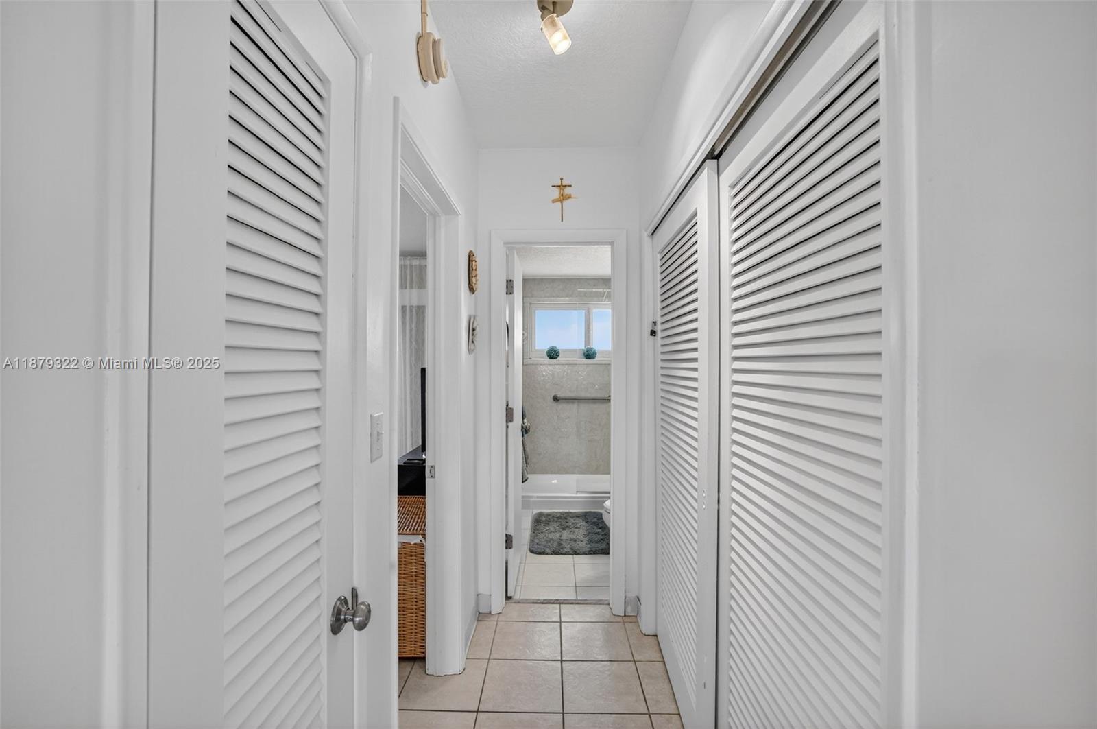 FT LAUD SURF CLUB CO-OP - Residential