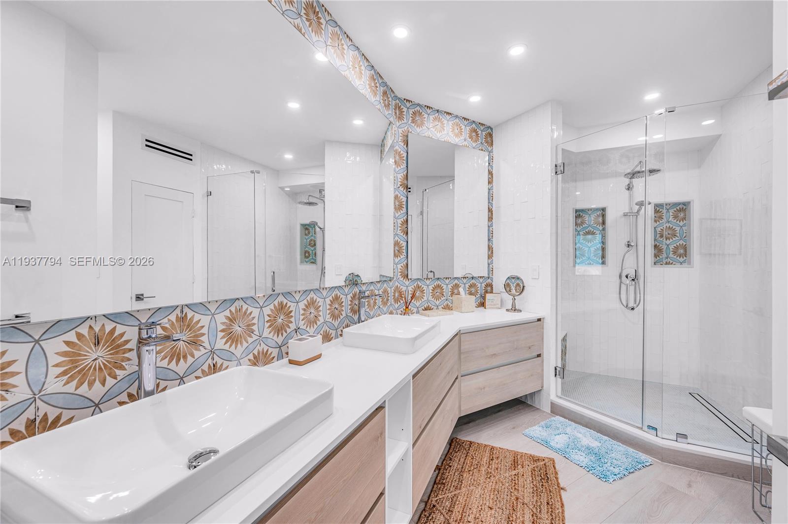 PALM BAY TOWERS CONDO - Residential