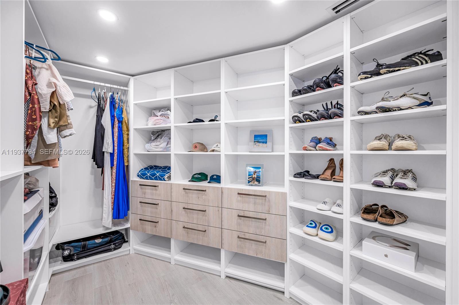 PALM BAY TOWERS CONDO - Residential