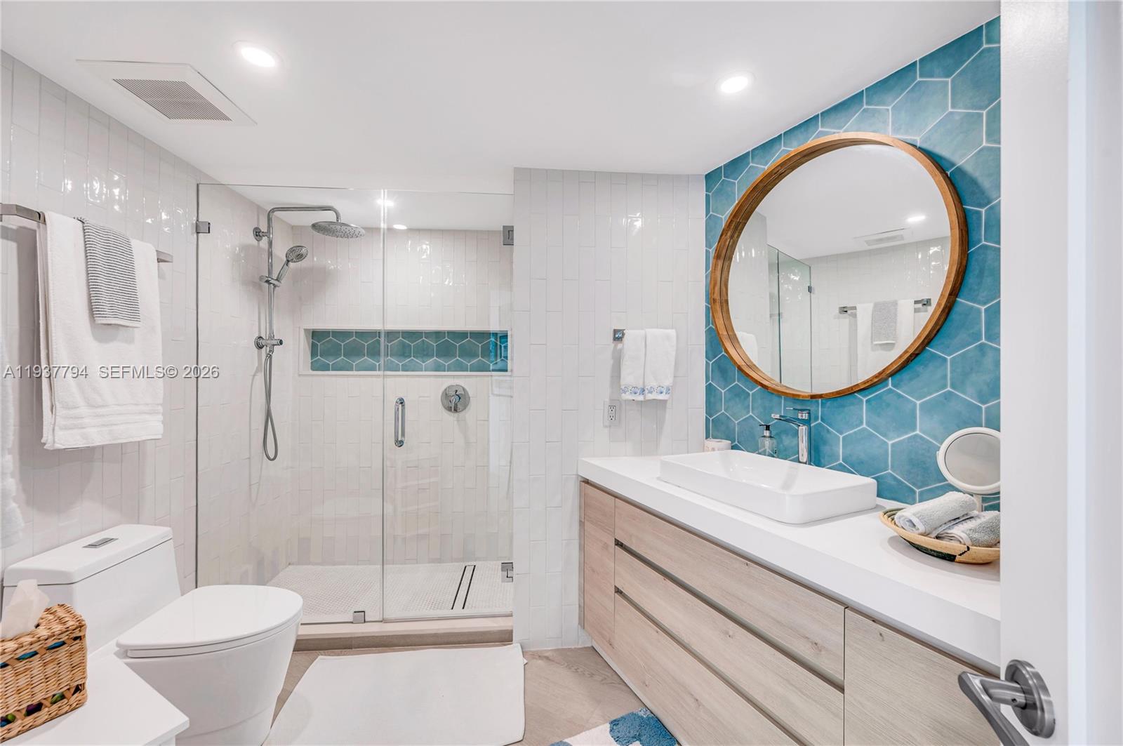 PALM BAY TOWERS CONDO - Residential