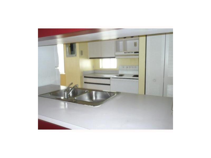 WINDMILL LAKES II CONDO - Residential Lease