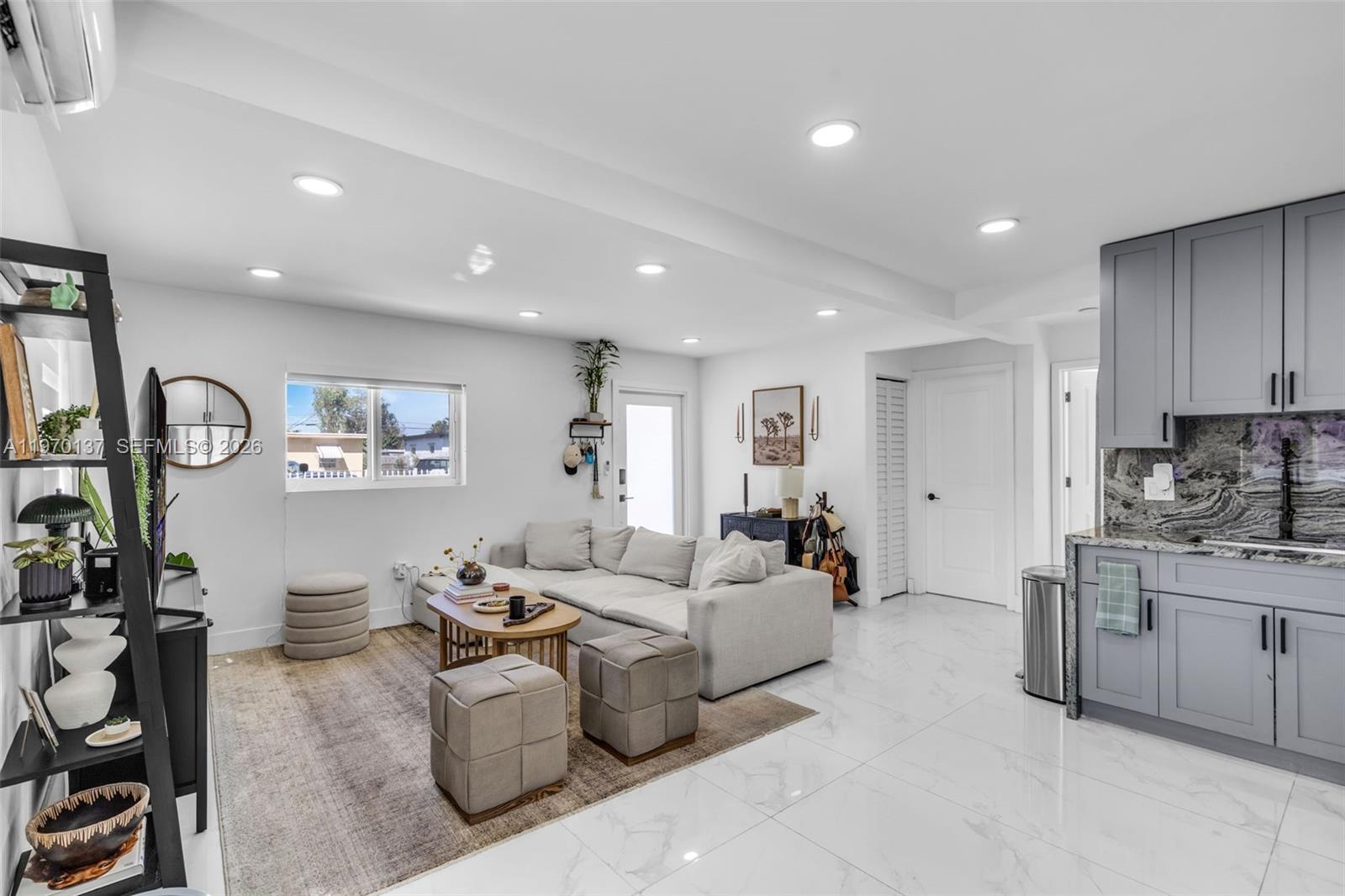 PL OF NORTH HAVEN - Residential