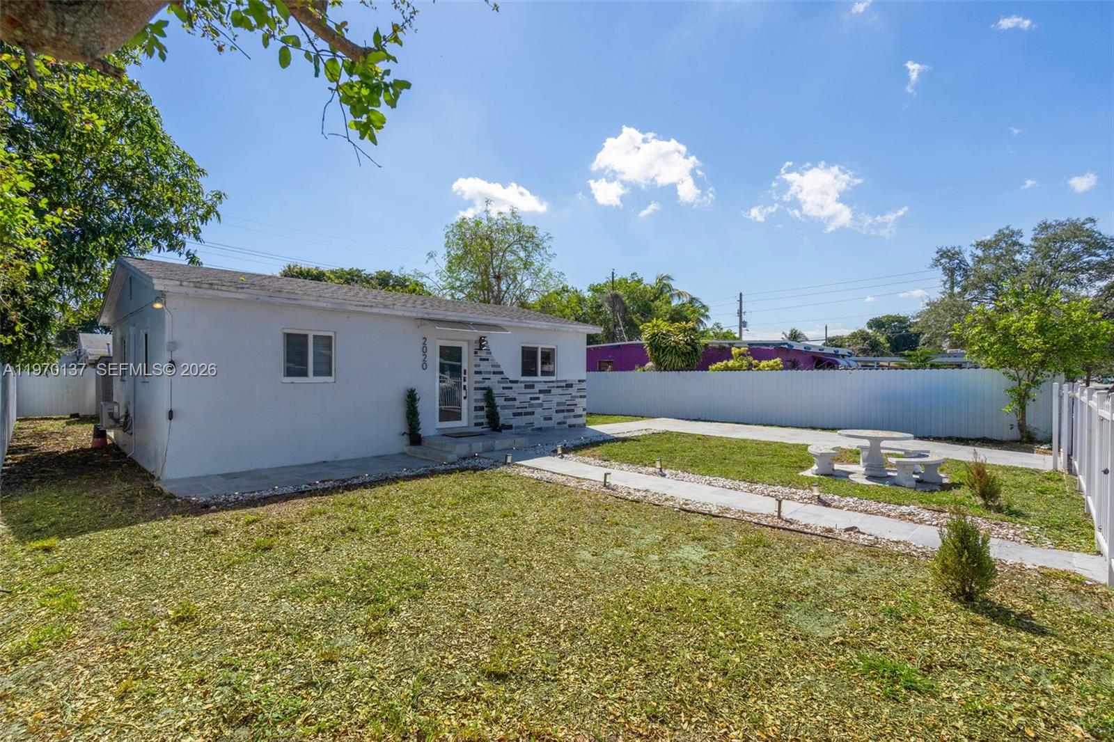 PL OF NORTH HAVEN - Residential