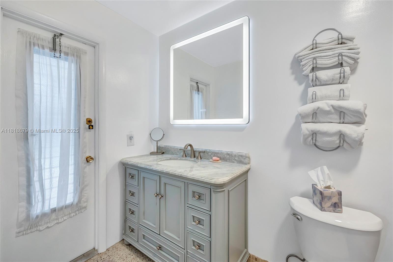 MIAMI LAKES SEC 4 - Residential