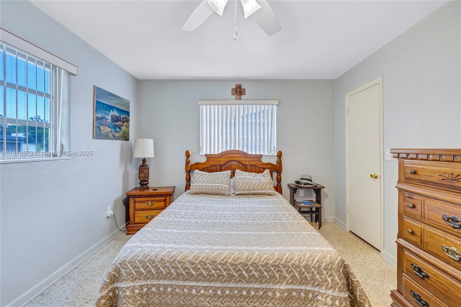 MIAMI LAKES SEC 4 - Residential