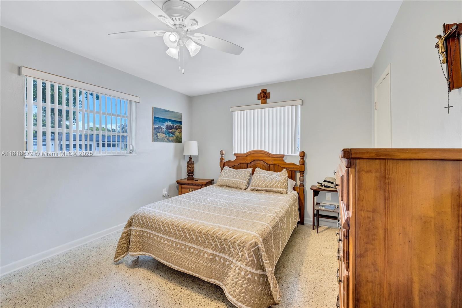 MIAMI LAKES SEC 4 - Residential