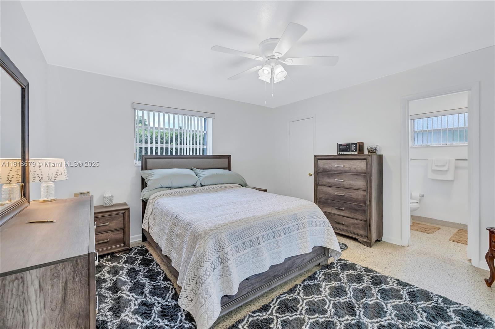 MIAMI LAKES SEC 4 - Residential