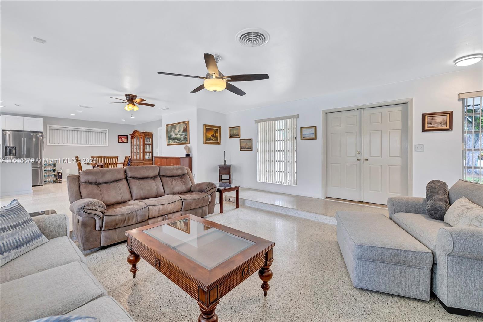MIAMI LAKES SEC 4 - Residential