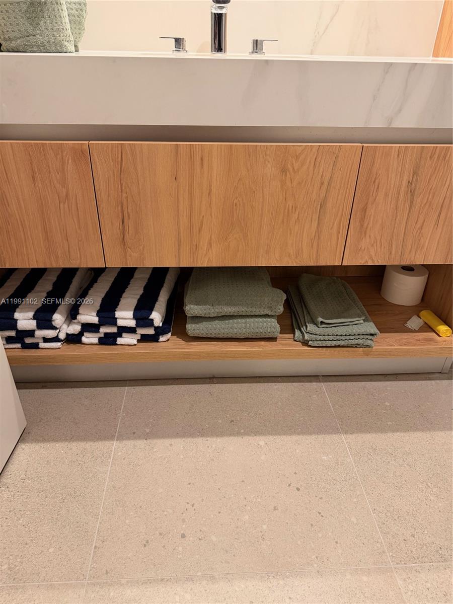 THE CROSBY MIAMI WORLD C - Residential