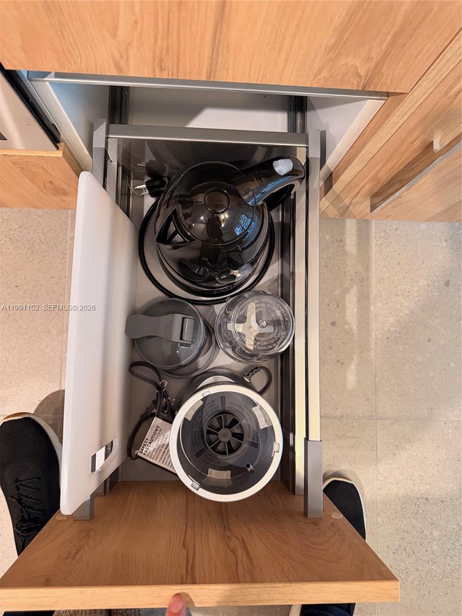 THE CROSBY MIAMI WORLD C - Residential