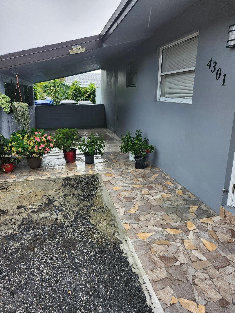 View photos, virtual tours, details... 4301 NW 59th Ct