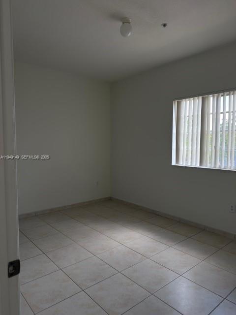 PALM GARDENS AT DORAL CON - Residential