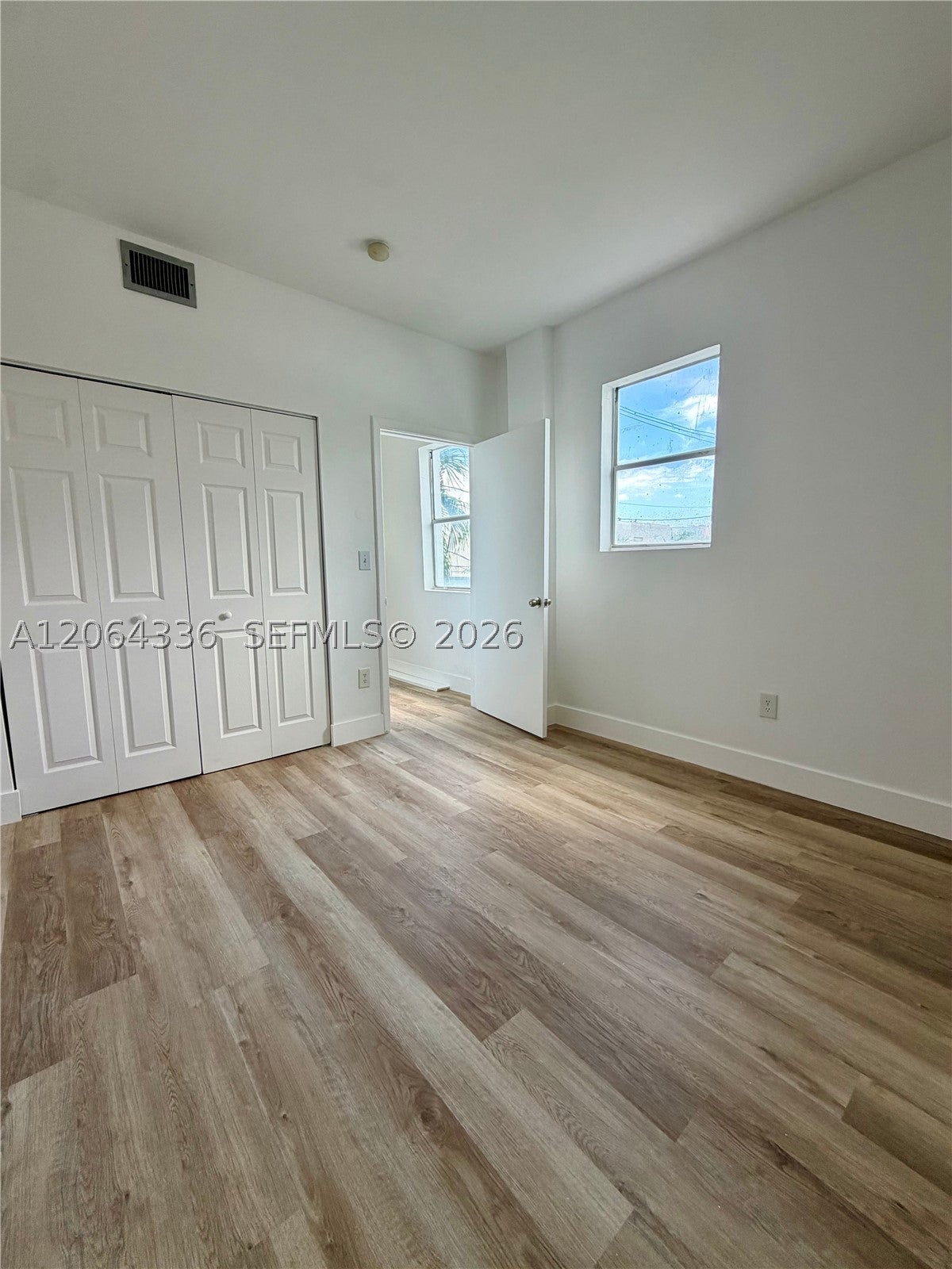 737 Jefferson Ave 204