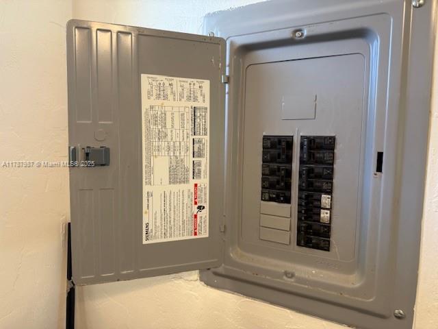 INVERRARY COUNTRY CLUB - Residential Lease