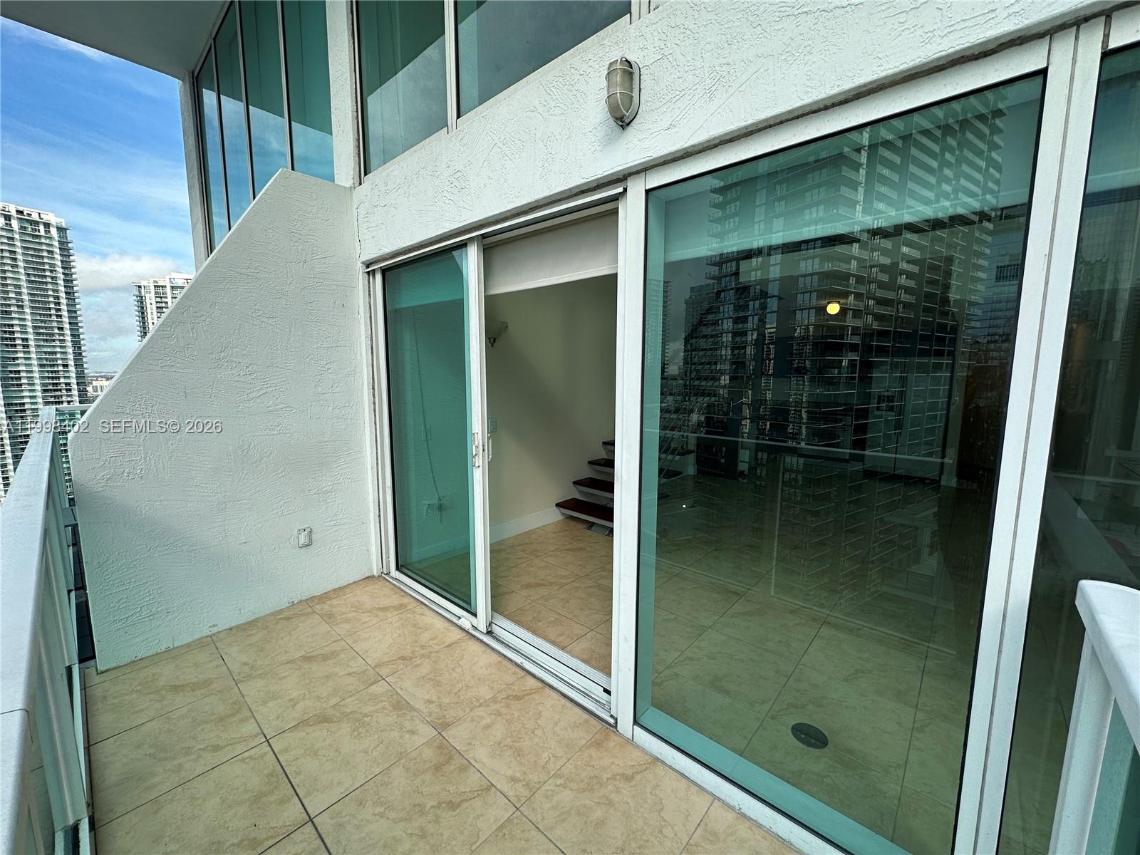 BRICKELL ON THE RIVER S T - Residential Lease