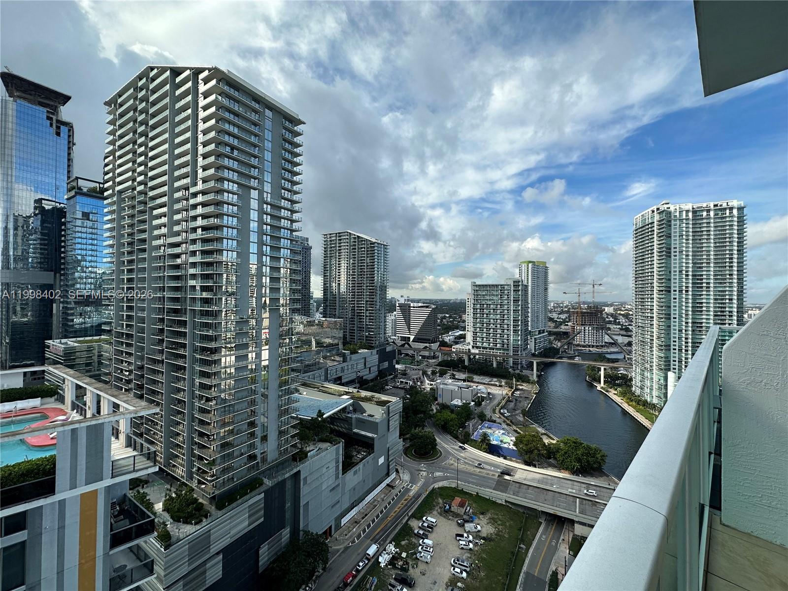 BRICKELL ON THE RIVER S T - Residential Lease
