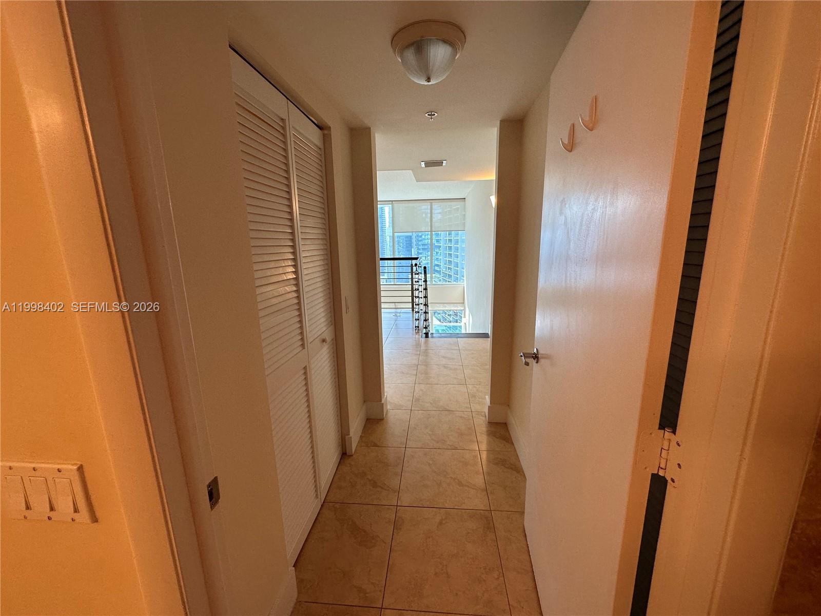 BRICKELL ON THE RIVER S T - Residential Lease