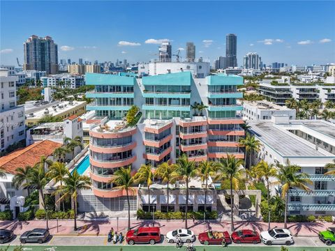 225 Collins Ave 5J Miami Beach FL 33139