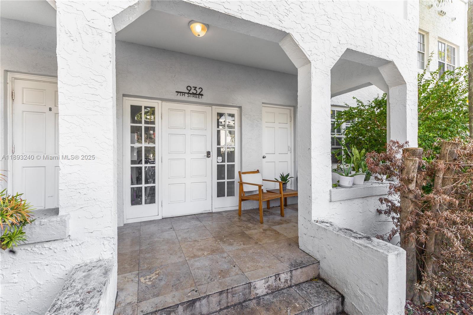 FRIENDLY CORNER CONDO - Residential