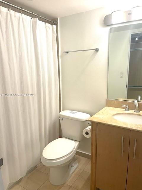 10275 Collins Ave 201