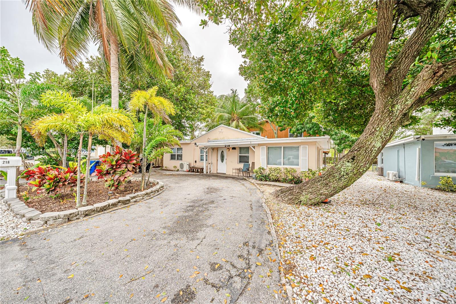 LAUDERDALE - Residential Income