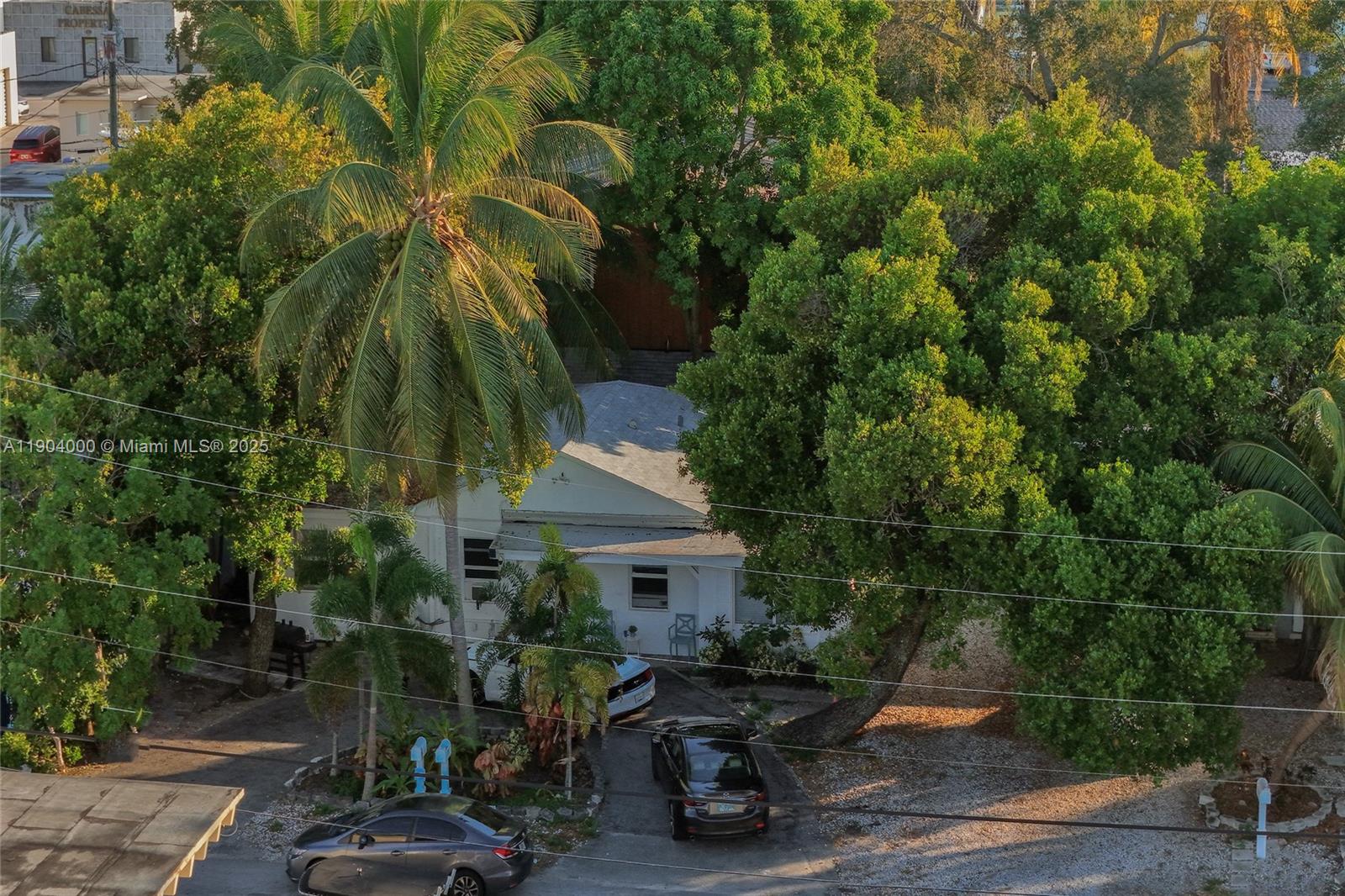 LAUDERDALE - Residential Income