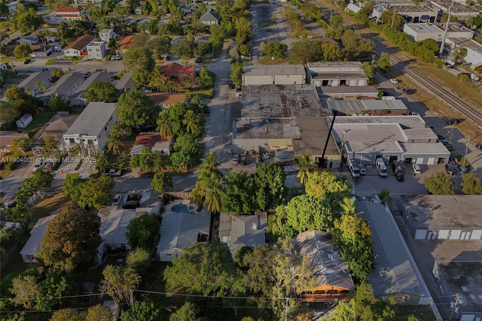 LAUDERDALE - Residential Income