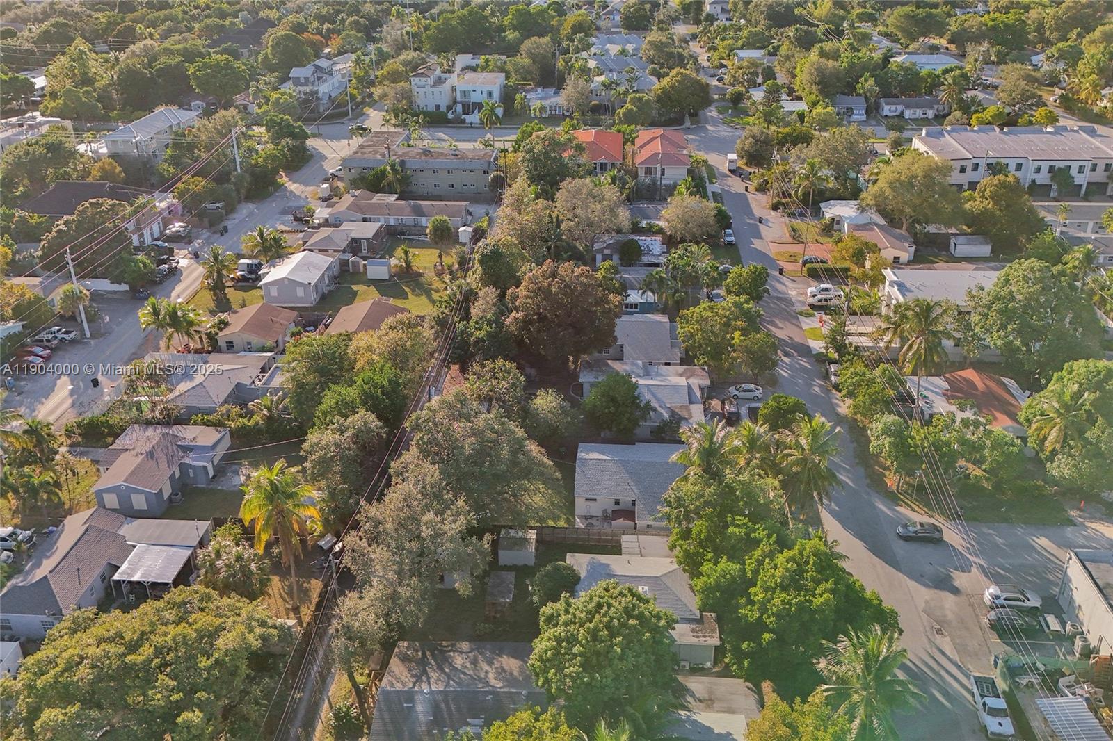 LAUDERDALE - Residential Income