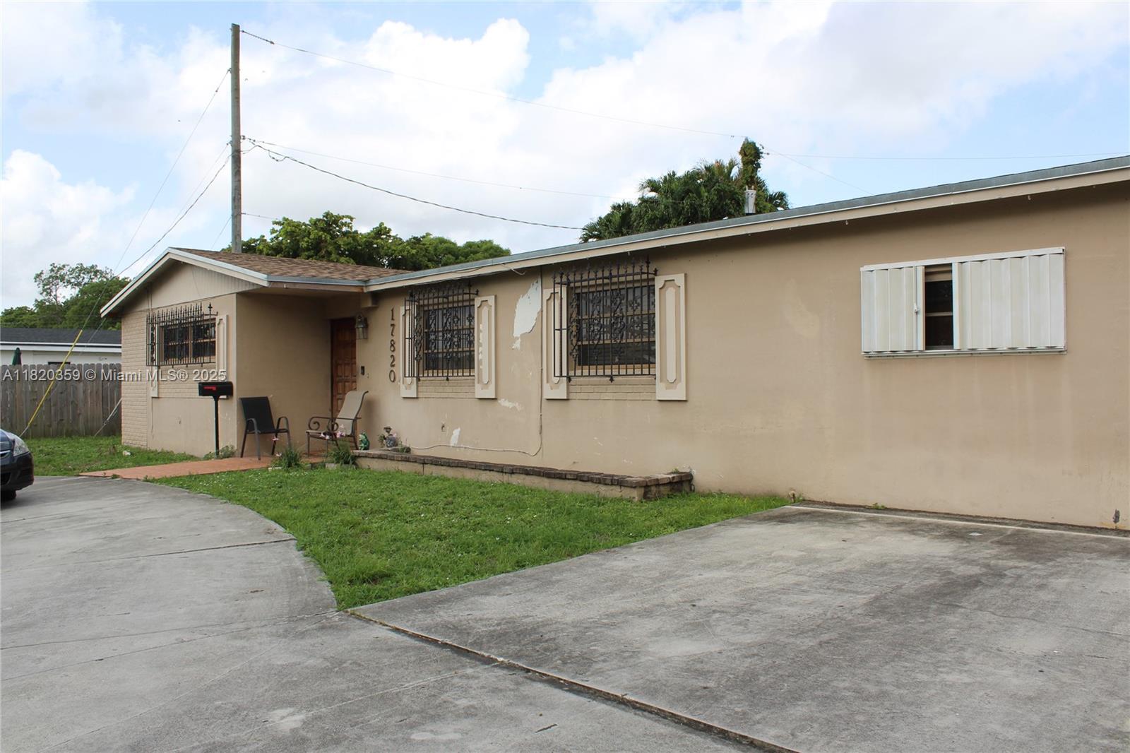 17820 Nw 82nd Ave, Hialeah, Miami-Dade County, Florida - 4 Bedrooms  
2 Bathrooms - 