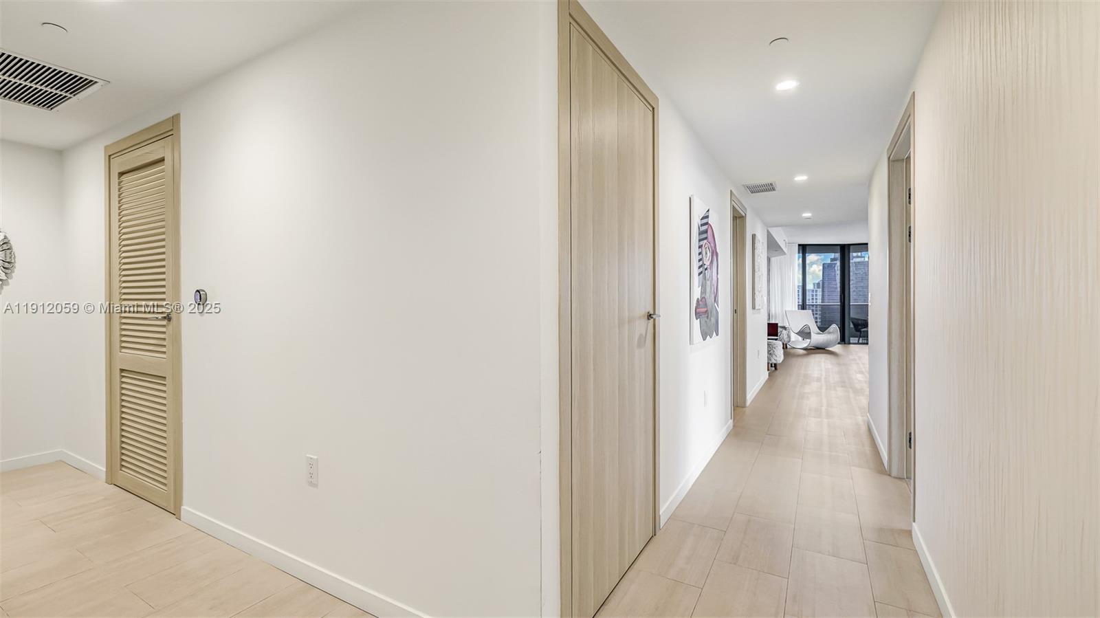 BRICKELL FLATIRON CONDO - Residential Lease