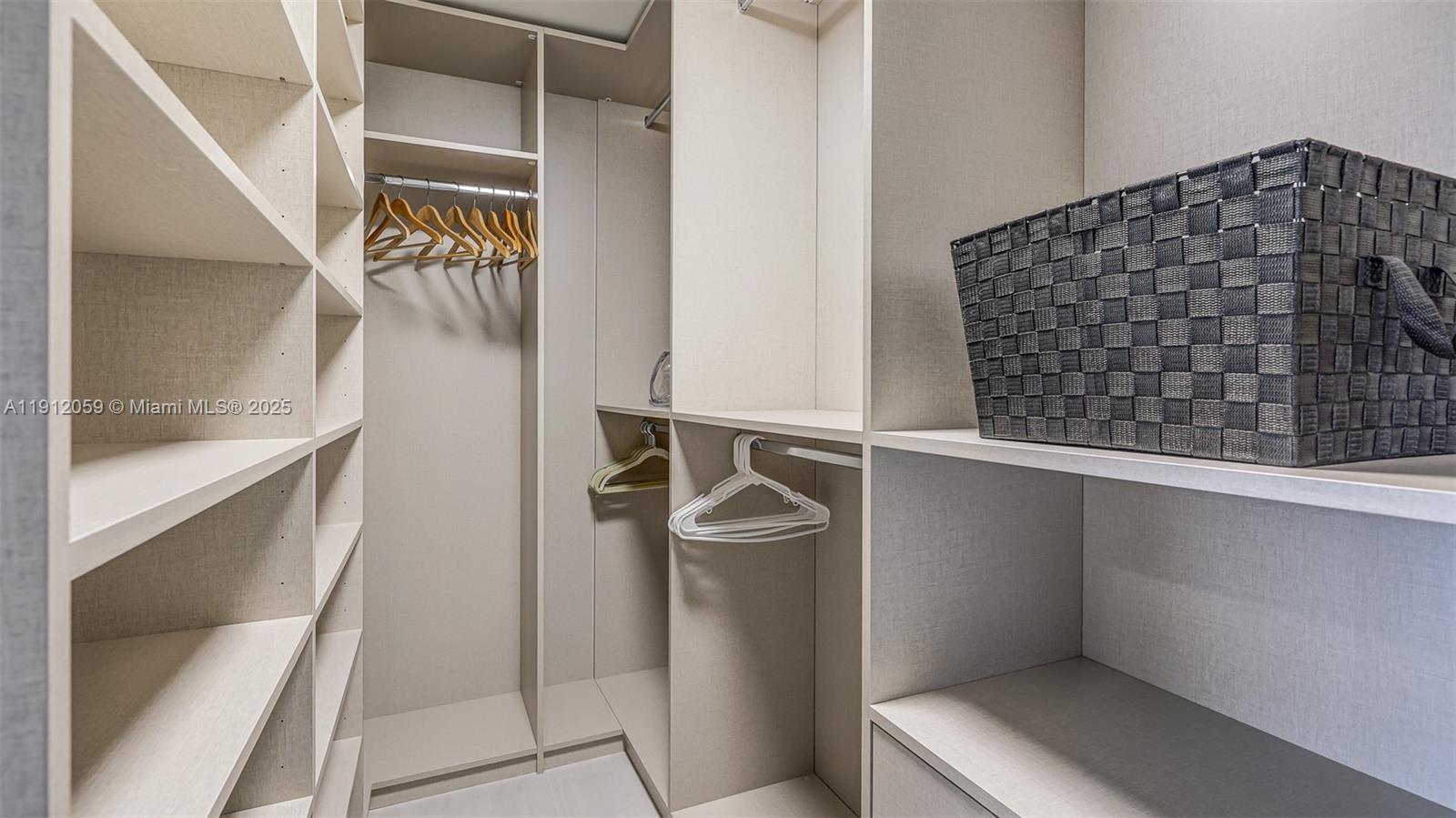 BRICKELL FLATIRON CONDO - Residential Lease