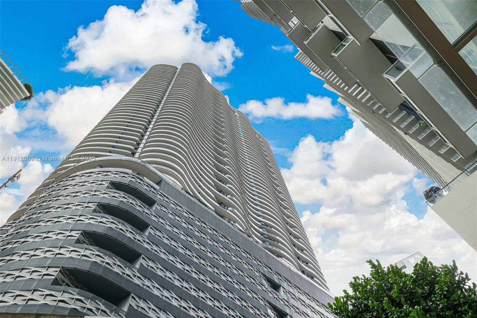 BRICKELL FLATIRON CONDO - Residential Lease