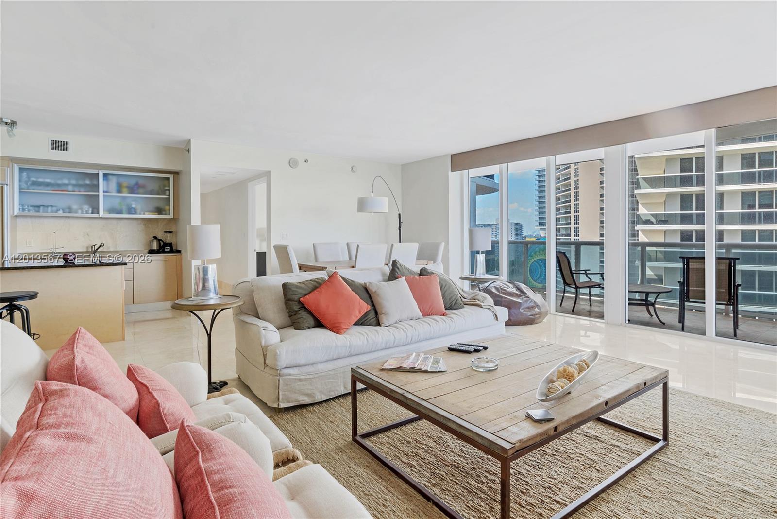 BEACH CLUB CONDO - Residential Lease