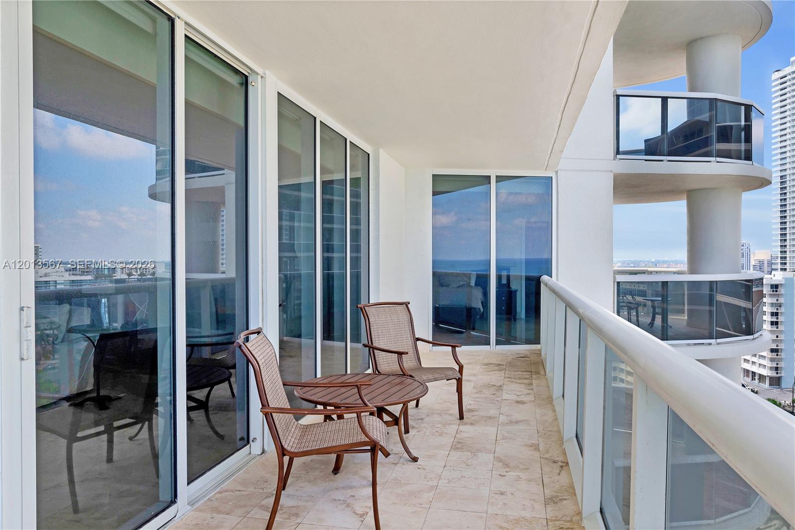 BEACH CLUB CONDO - Residential Lease